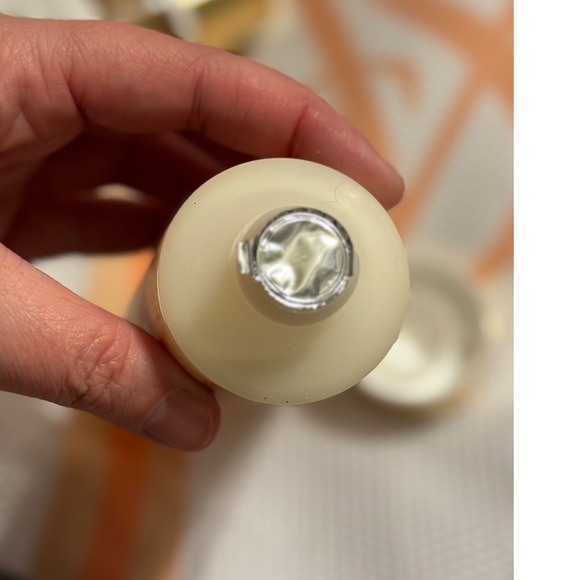 Victorias Secret Mandarin Honeysuckle Energize 5pc Body Care Set with Mesh Tote - Picture 6 of 8